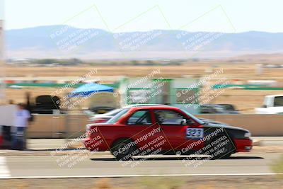 media/Oct-01-2022-Team Topak Racing (Sat) [[f860fb51be]]/2-Inter Low 2/session 2 turn 11/